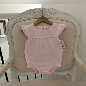 🦢 Baby 12 Mth Pink Ruffled Sleeve Baby Onesie by Oshkosh NWT